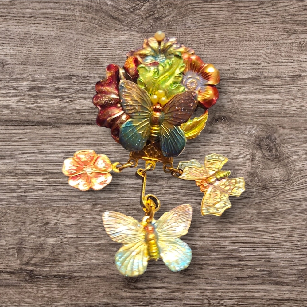 Vintage 3 dimensional Vibrant Colors Triple Dangle Butterfly Brooch/Pin